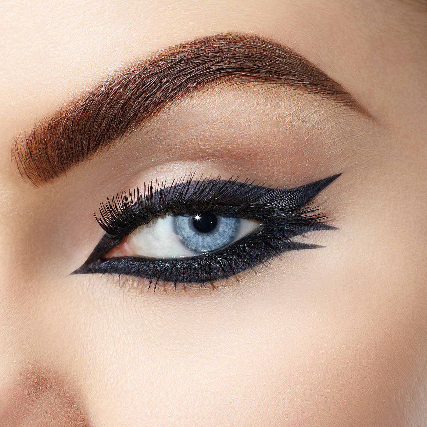 Holo Glitter Shooting for LOV cosmetics  - Marc Wuchner - Beauty Still Life Cosmetic and Texture Photographer, Frankfurt