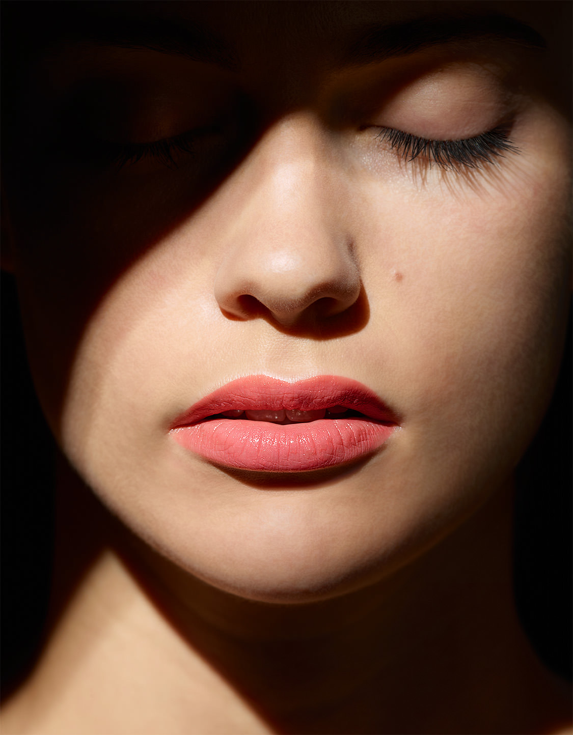 Eye Macro CloseUp for LOV cosmetics  - Marc Wuchner - Beauty Still Life Cosmetic and Texture Photographer, Frankfurt