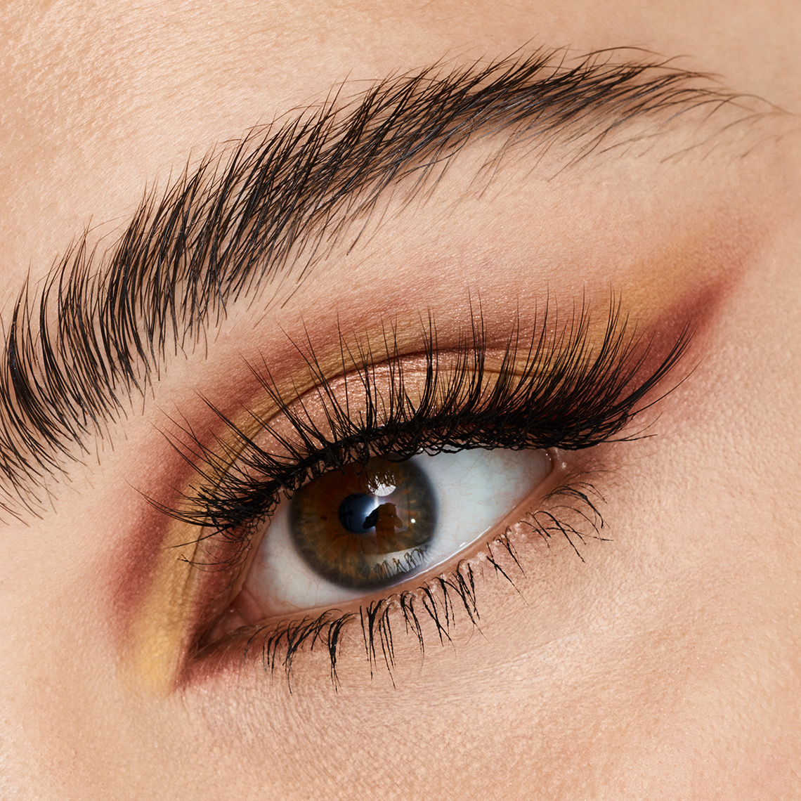 Eye Macro CloseUp for catrice cosmetics  - Marc Wuchner - Beauty Still Life Cosmetic and Texture Photographer, Frankfurt