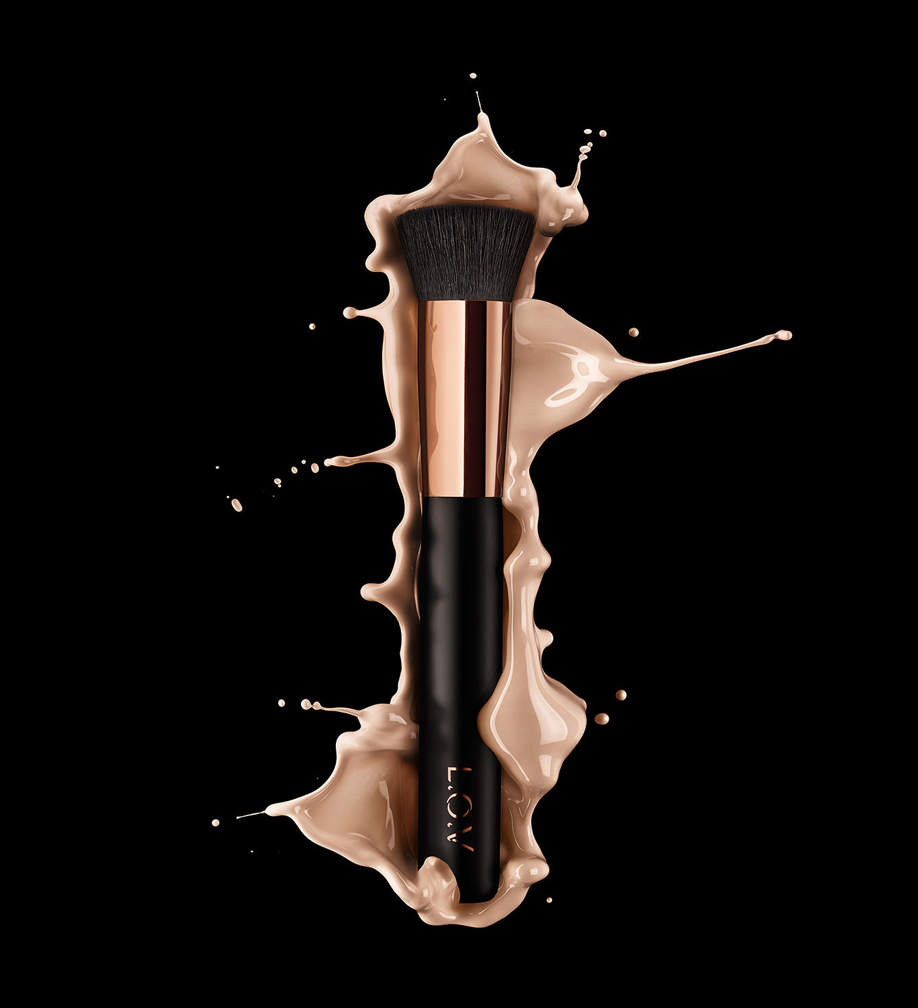 Cosmetic Brush Foundation Explosion • Marc Wuchner • Cosmetic and Texture Photographer