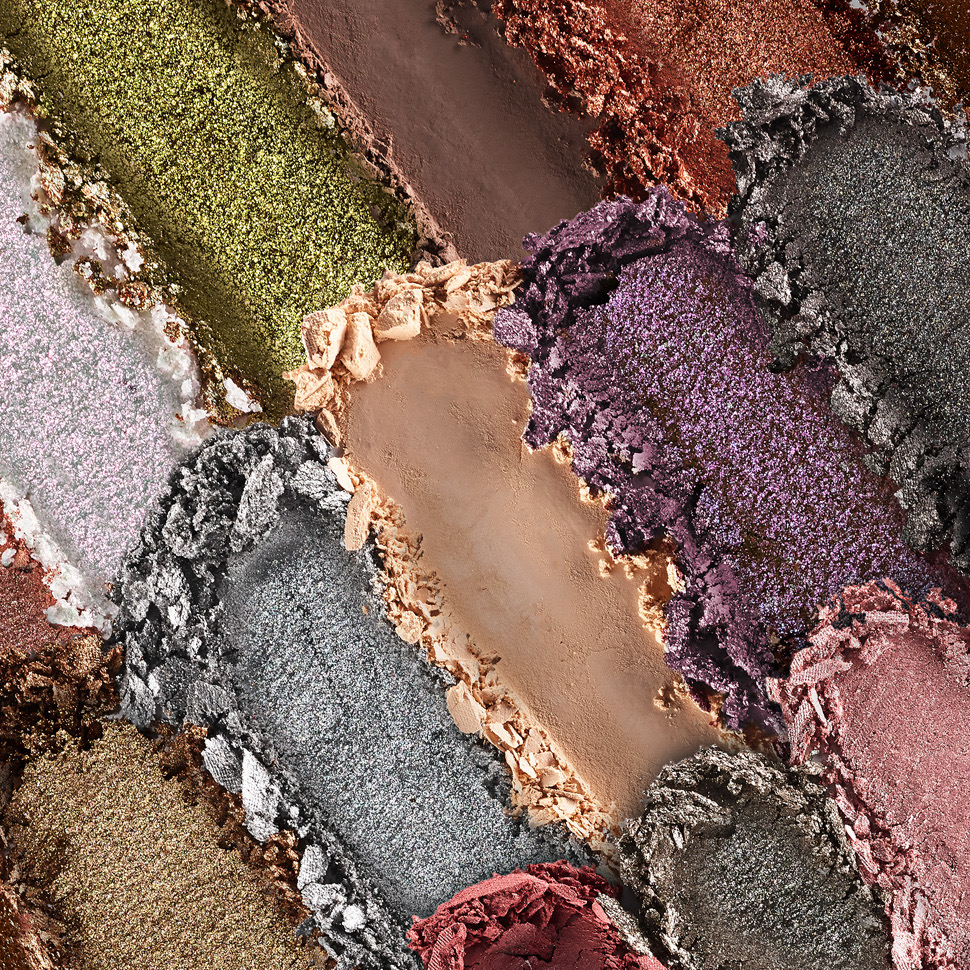 LOV Eyeshadow Texture • Marc Wuchner • Cosmetic and Texture Photographer