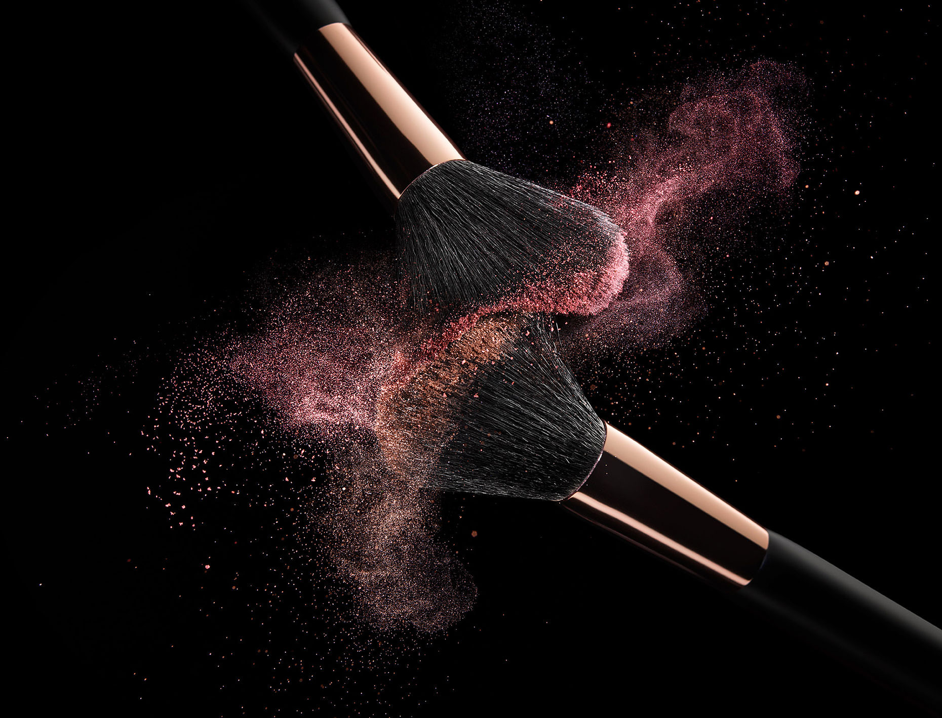 powder and blusbrush color blast photography  • Marc Wuchner • Cosmetic and Texture Photographer