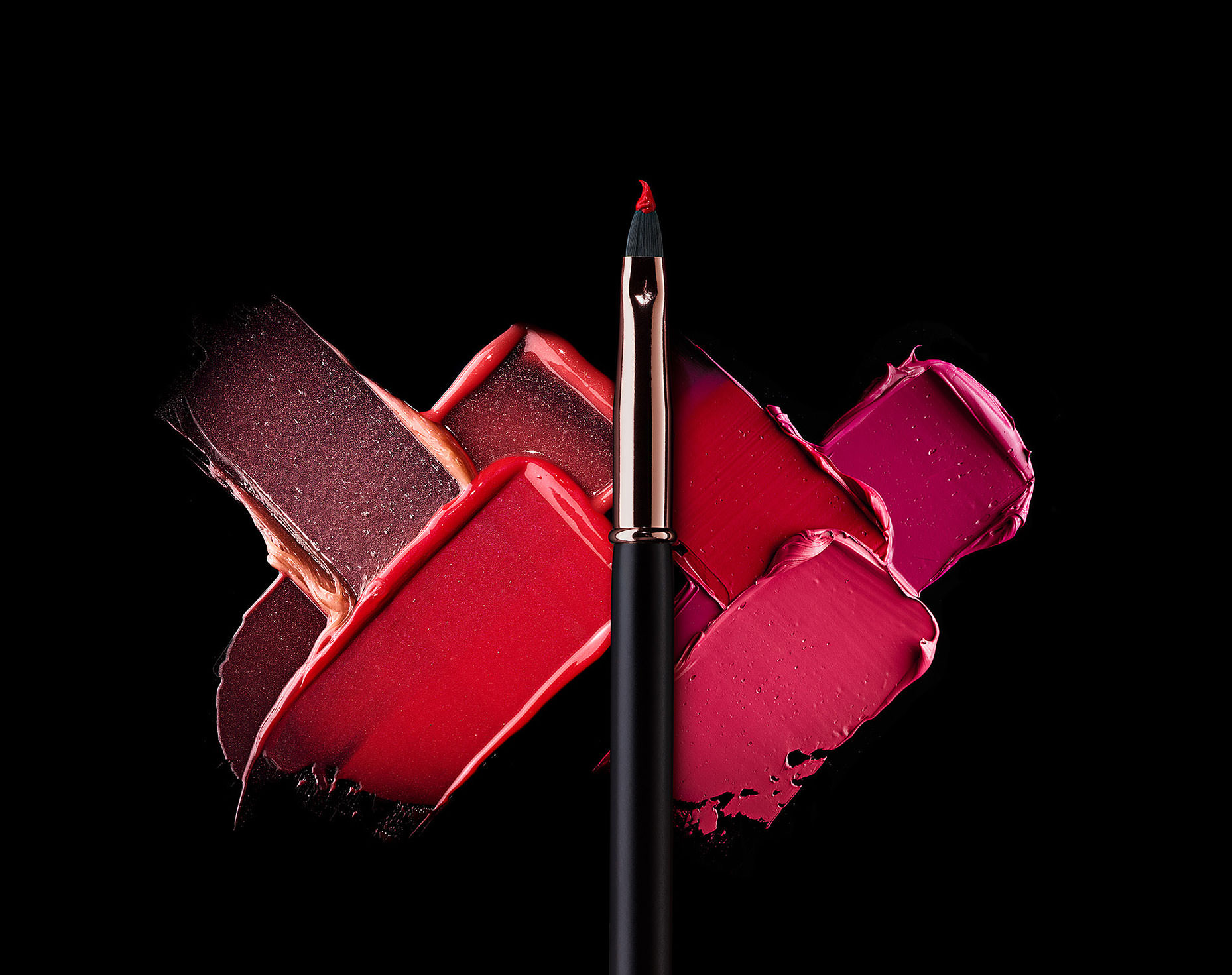 Lip Ink Brush Texture photography  • Marc Wuchner • Cosmetic and Texture Photographer